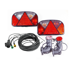Kit d'éclairage : feux arrière ASPÖCK + feux de gabarit latéraux ASPÖCK + faisceau MANTES 7 m 13 broches