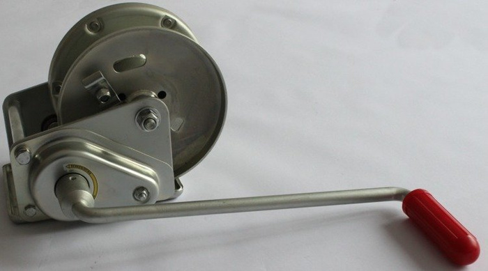 Treuil AL-KO 900C avec câble